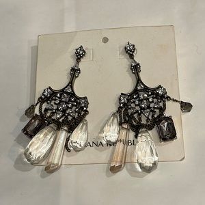 Chandelier earrings
